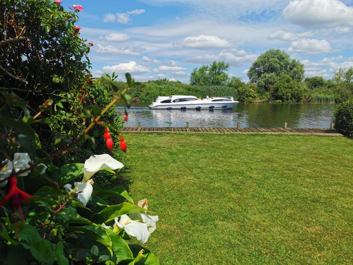 River View - Norfolk Broads Brundall Kültér fotó